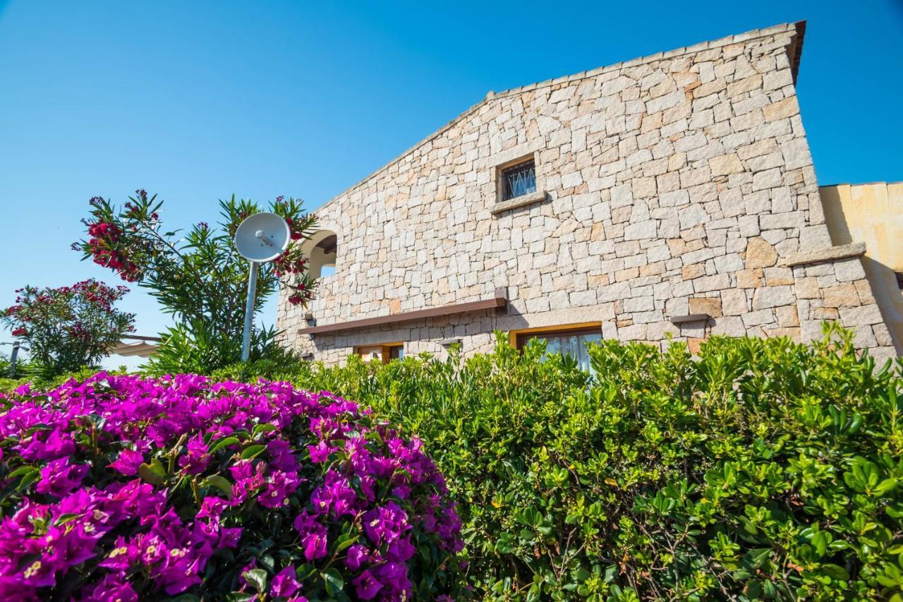 Relais Del Borgo- Domo Ξενοδοχείο Porto San Paolo  Εξωτερικό φωτογραφία