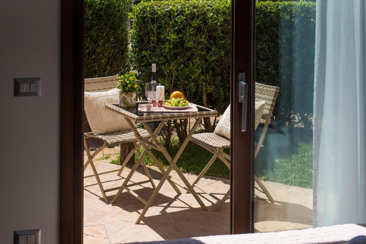 Relais Del Borgo- Domo Ξενοδοχείο Porto San Paolo  Εξωτερικό φωτογραφία