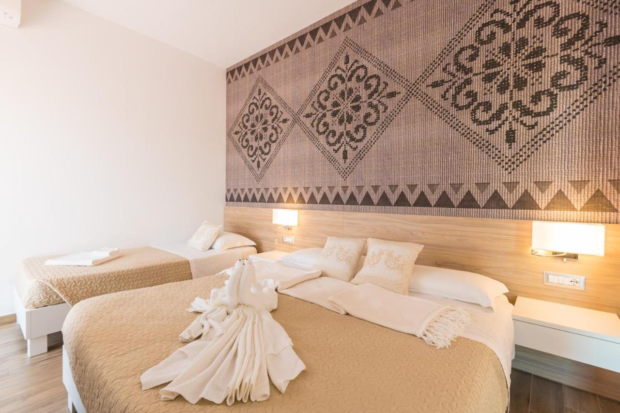 Relais Del Borgo- Domo Ξενοδοχείο Porto San Paolo  Εξωτερικό φωτογραφία