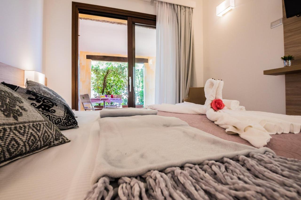 Relais Del Borgo- Domo Ξενοδοχείο Porto San Paolo  Εξωτερικό φωτογραφία