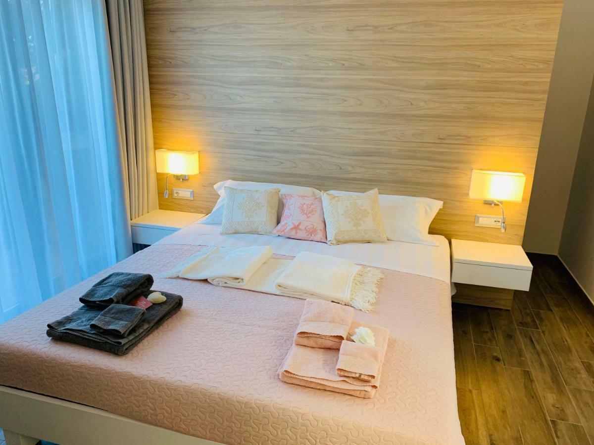 Relais Del Borgo- Domo Ξενοδοχείο Porto San Paolo  Εξωτερικό φωτογραφία
